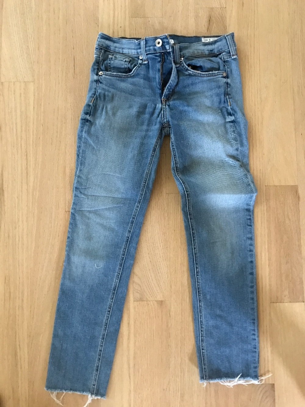 Rag & Bone ankle skinny jeans size 27